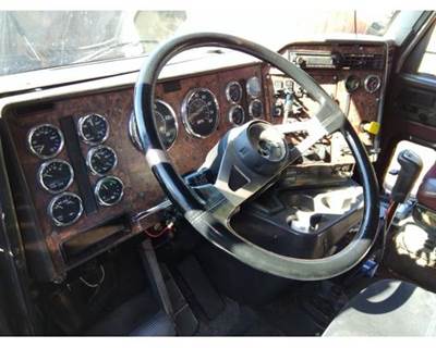 International 9900i Steering Column