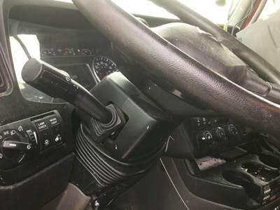 International LT Steering Column