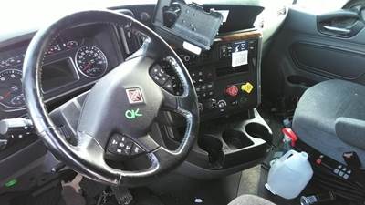 International LT Steering Column