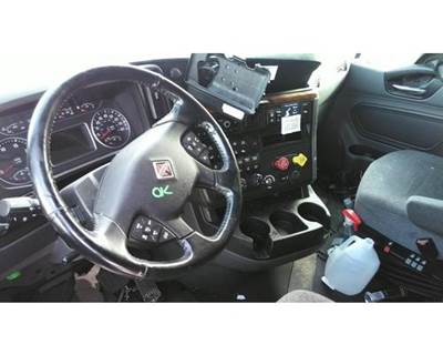 International LT Steering Column