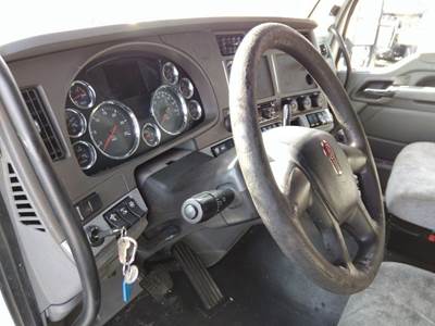 Kenworth T680 Left Steering Column