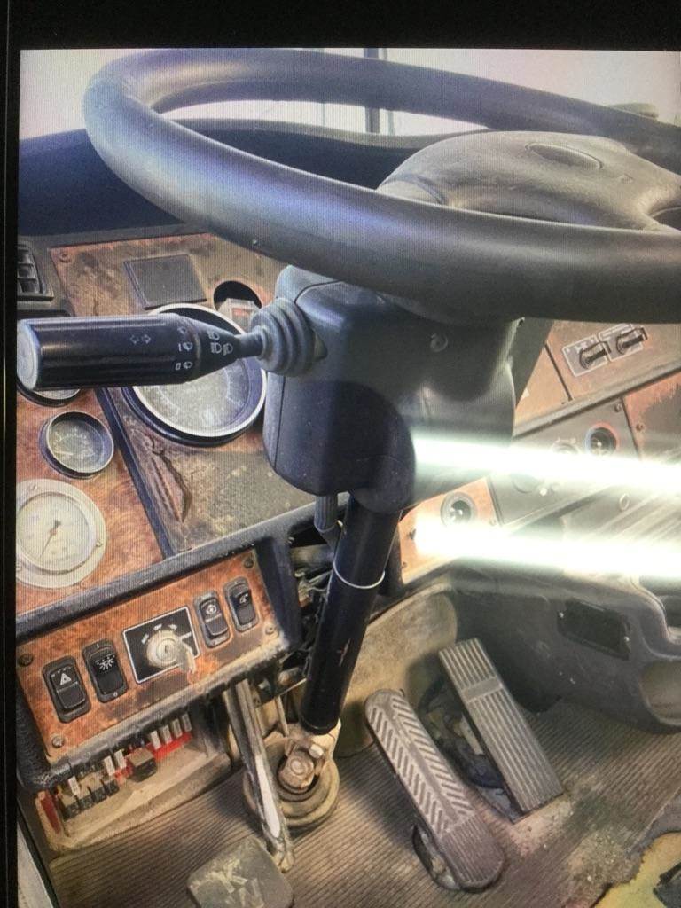 2005 Kenworth W900 Steering Column For Sale Stockton, CA 2126188