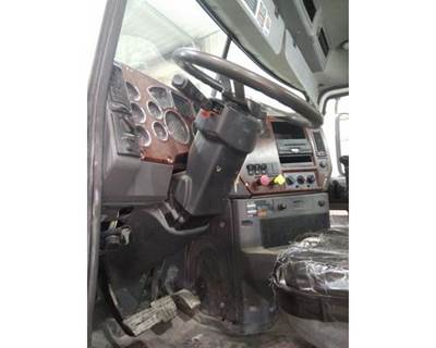 Mack Pinnacle CXP613 Steering Column for a Mack CXP613