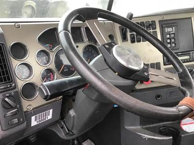 Mack Pinnacle CXU612 Steering Column for a Mack CXU612