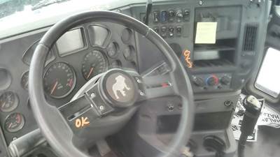 Mack Pinnacle CXU612 Steering Column for a Mack CXU612