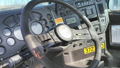 Mack Pinnacle CXU612 Steering Column for a Mack CXU612