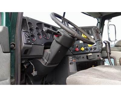 Mack Pinnacle CXU612 Steering Column for a Mack CXU612