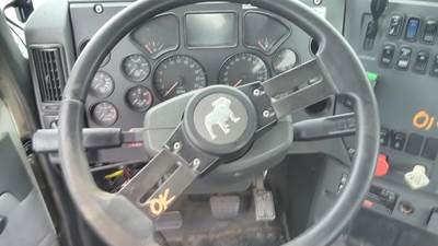 Mack Pinnacle CXU613 Steering Column for a Mack CXU613
