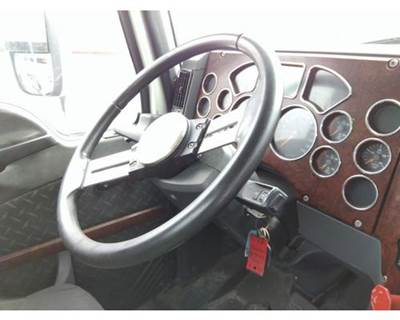 Mack Pinnacle CXU613 Steering Column for a Mack CXU613