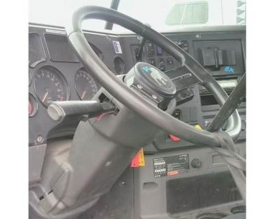Mack Pinnacle CXU613 Left Steering Column for a Mack CXU613
