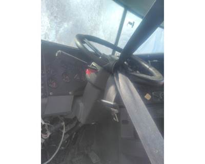 Mack Pinnacle CXU613 Left Steering Column for a Mack CXU613
