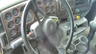 Mack Vision CX613 Steering Column for a Mack CX613