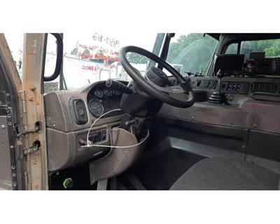 Peterbilt 320 Steering Column