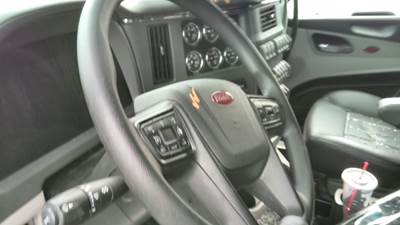 Peterbilt 579 Steering Column