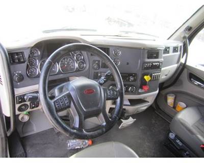 Peterbilt 579 Steering Column