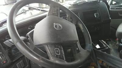 Volvo VNL Steering Column