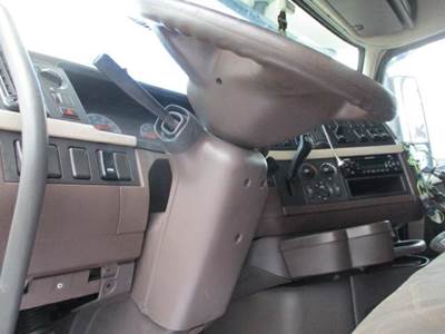 Volvo VNL Steering Column