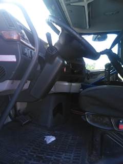 Volvo VNL Left Steering Column