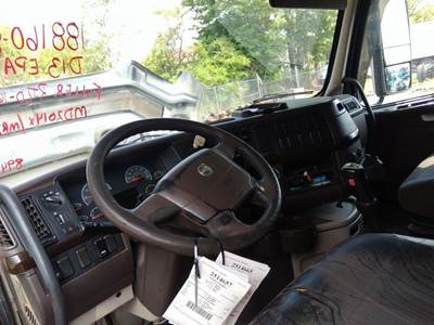 Volvo VNL Left Steering Column