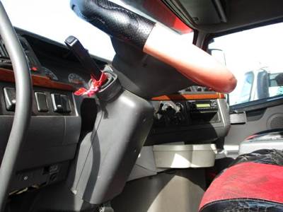 Volvo VNL Left Steering Column