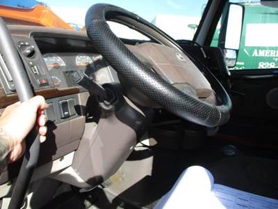 Volvo VNL Steering Column