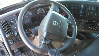 Volvo VNL Steering Column