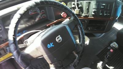 Volvo VNL Left Steering Column