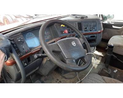Volvo VNL Steering Column
