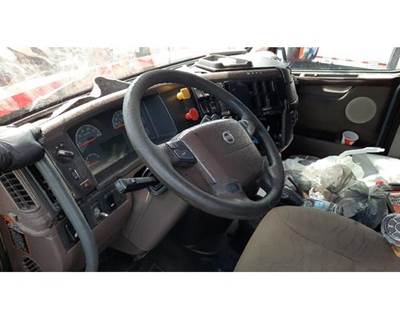 Volvo VNL Steering Column