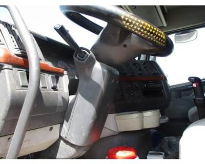 Volvo VNL Steering Column