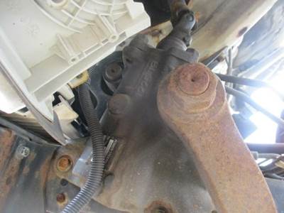 Isuzu NRR Steering Gear / Rack