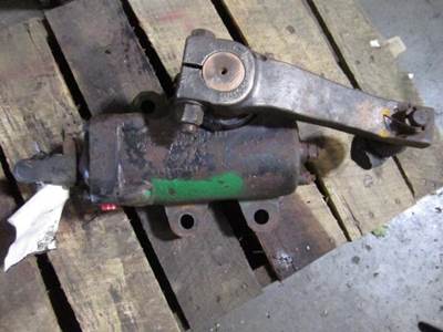 TRW/ROSS HFB64-082 Steering Gear / Rack