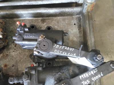 TRW/ROSS RGT60-011 Steering Gear / Rack