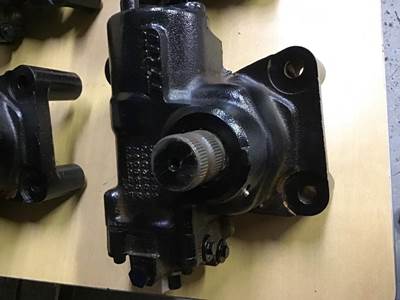 TRW/ROSS TAS65-100 Steering Gear / Rack