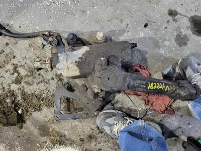 TRW/ROSS THP60-010 Steering Gear / Rack