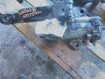 TRW/ROSS THP60-054 Steering Gear / Rack