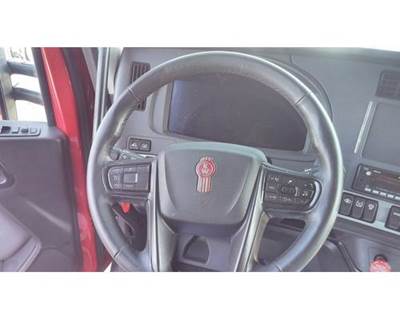 Kenworth T680 Steering Wheel