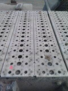 Freightliner Cascadia 113 Deck (Catwalk) Step