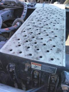 Freightliner Cascadia 113 Deck (Catwalk) Step