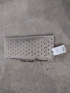 Freightliner Cascadia 113 Deck (Catwalk) Step