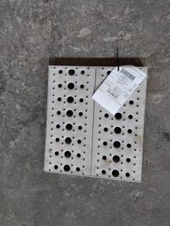 Freightliner Cascadia 113 Deck (Catwalk) Step