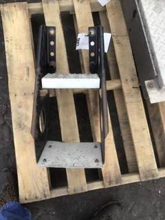 Freightliner Cascadia 113 Frame Step