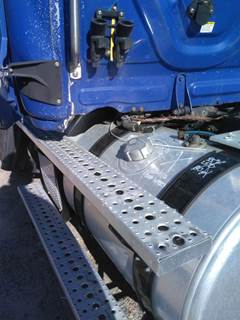 Freightliner Cascadia 113 Left Tank Step for a Freightliner CASCADIA 113 2018UP