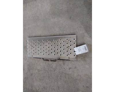 Freightliner Cascadia 113 Frame Step