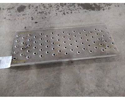 Freightliner Cascadia 113 Frame Step