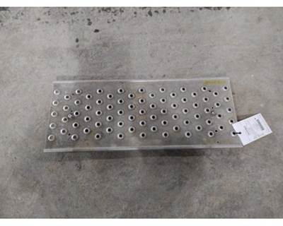 Freightliner Cascadia 113 Frame Step