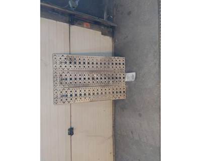 Freightliner Cascadia 113 Frame Step