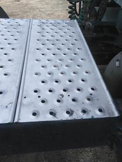 Freightliner Cascadia 125 Step