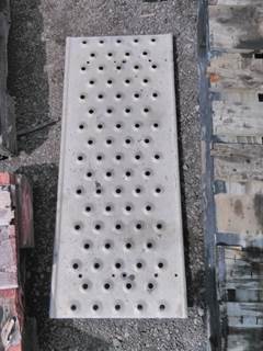 Freightliner Cascadia 125 Step