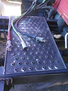 Freightliner Cascadia 125 Step